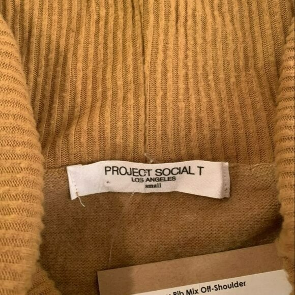 Juniper Cozy Rib Mix Off-Shoulder Whiskey Sweater By Project Social T Size S - Picture 8 of 11
